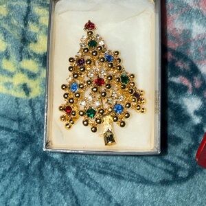 Vintage Eisenberg Signed Christmas Tree Rhinestone Brooch Multi Color Gold Tone